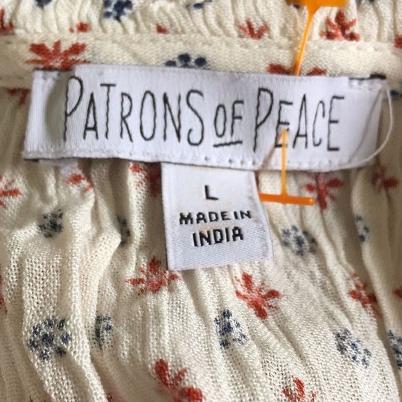 Patrons of Peace Patterned Crop Top - Picture 5 of 5